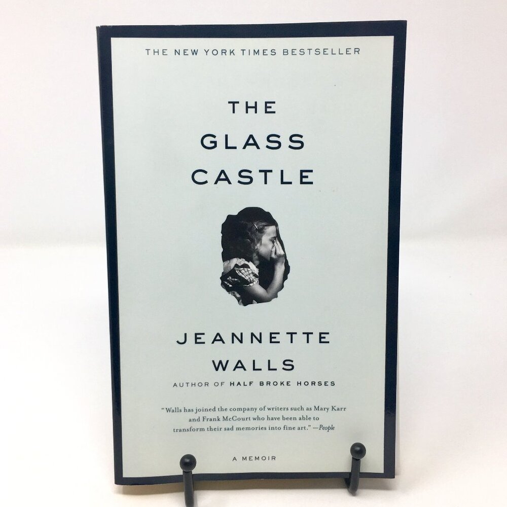 The Glass Castle A Memoir by Jeannette Walls Softbound Paperback Book
